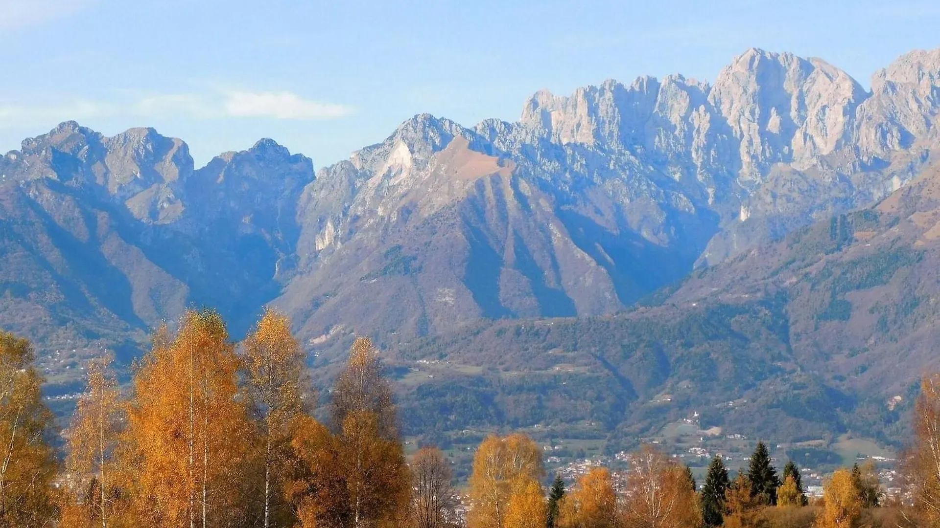 Beautiful Holiday Home With Garden Chies d'Alpago